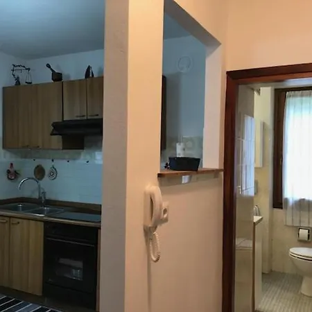 Ferienwohnung Piccola Parigi Chiesa in Valmalenco Exterior foto