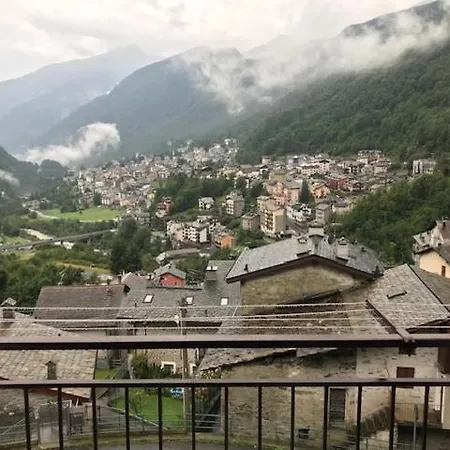 Ferienwohnung Piccola Parigi Chiesa in Valmalenco Exterior foto