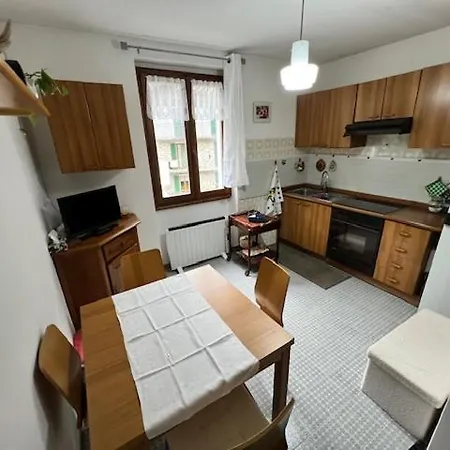 Ferienwohnung Piccola Parigi Chiesa in Valmalenco Exterior foto